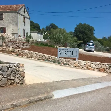 Apartamento Stone House Vrtli